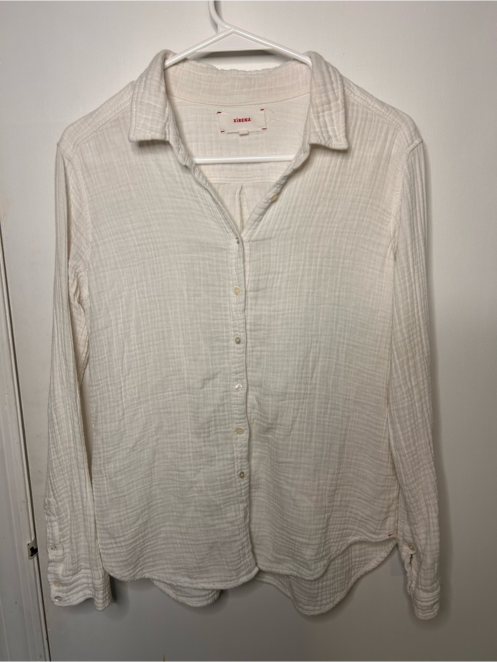 XiRENA WHITE DOUBLE GAUZE BUTTON UP SCOUT SHIRT SIZE SMALL